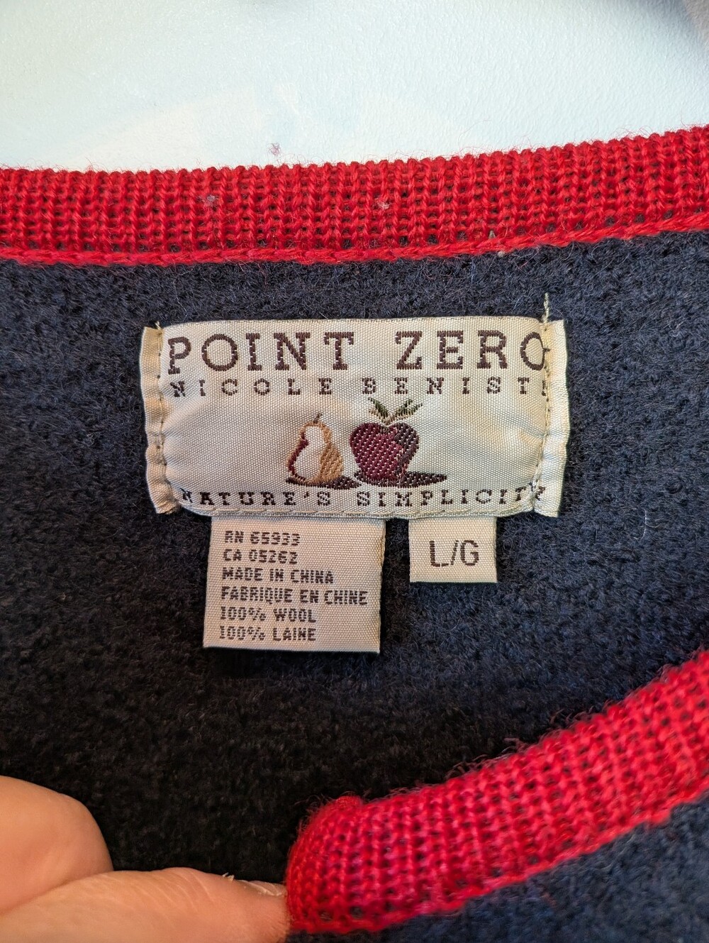 VINTAGE POINT ZERO Cardigan Women Size Large 100% Wool Granny Style Floral - Picture 4 of 9